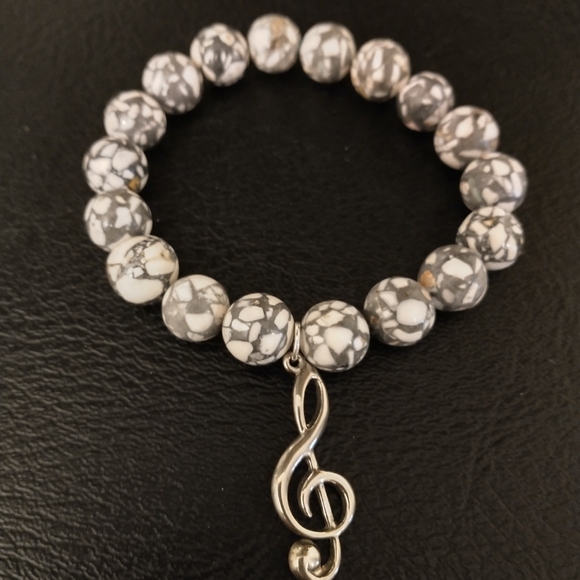Howlite music bracelet - Picture 4 of 4